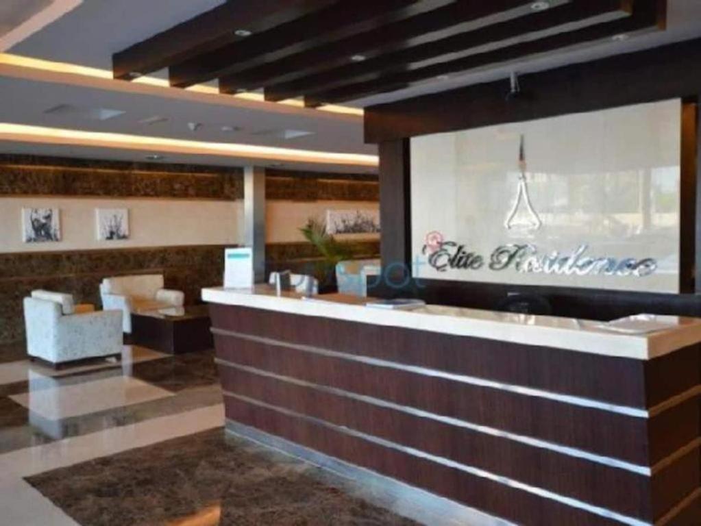 Sea View 1 Bedroom Flat, Luxury Amenities, Near & Tram With Free Parking In Marina Apartment
